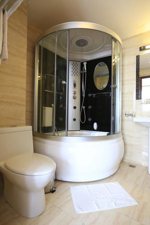 Hanoi Legacy Hotel - Hoan Kiem Екстериор снимка